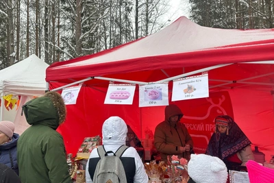 Чем и по какой цене кормят на Масленице в «Малых Корелах»