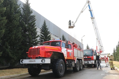 В Абакане прошли учения пожарных на заводе