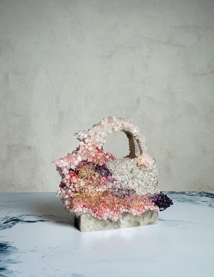 Каменная сумка для Dior от Тии Туи Нгуен