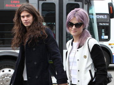 Келли Осборн (Kelly Osbourne) и Мэттью Моссхарт (Matthew Mosshart)