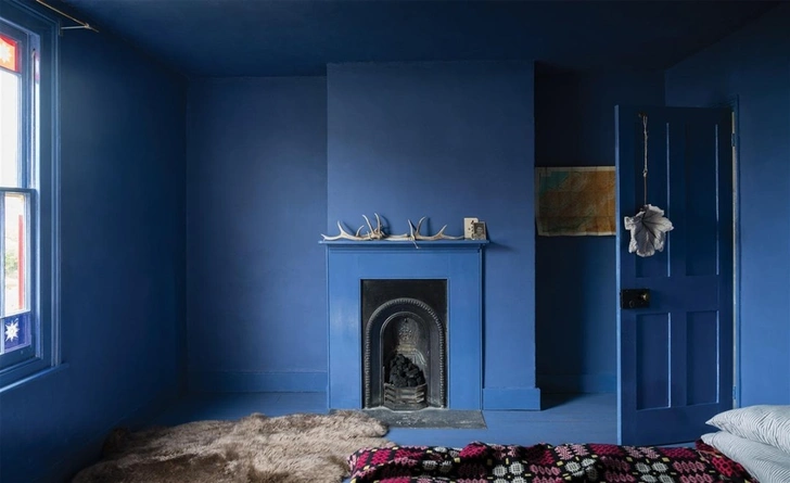 Оттенок Pitch Blue №220, Farrow & Ball.