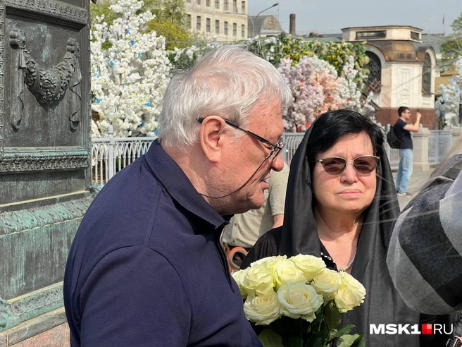 Художники Виктор и Ирина Глуховы | Источник: Елена Халматова / MSK1.RU