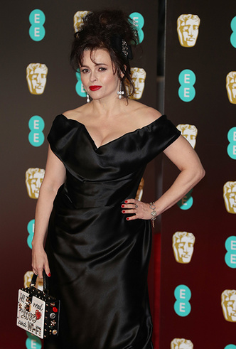 Фото №37 - Почему черные платья BAFTA оказались лучше черных платьев «Золотого глобуса»