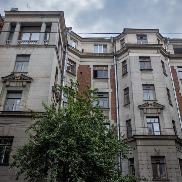 Последняя ленинградская квартира маэстро находилась на предпоследнем этаже  | Источник: Сергей Михайличенко / «Фонтанка.ру»