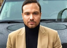 Алексей Чадов похвастался роскошным авто