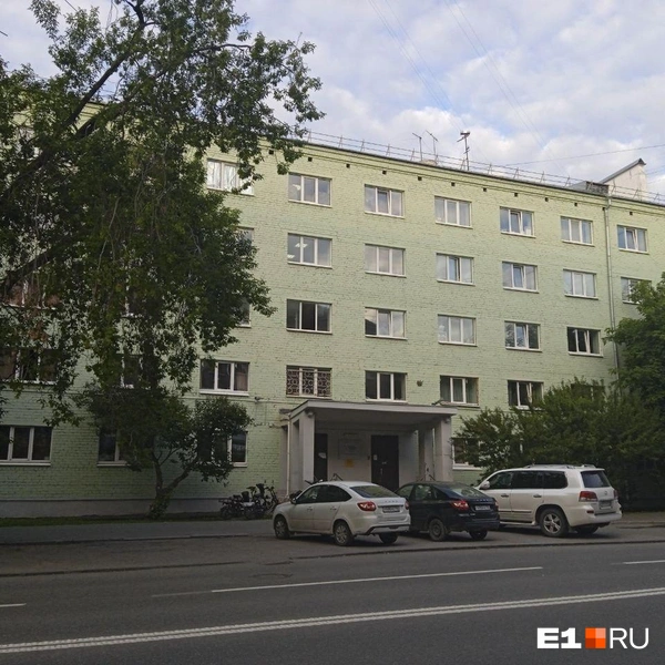 Та самая общага на Большакова, 79 | Источник: Елена Панкратьева / E1.RU