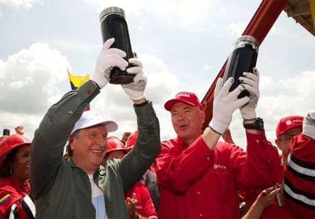Семьи сотрудников «Роснефти» покинут Венесуэлу | ya62.ru