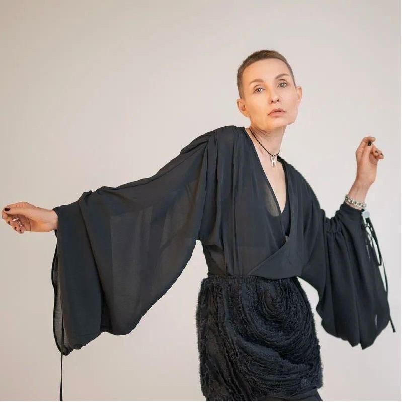 <p>Елена Хвоя</p>