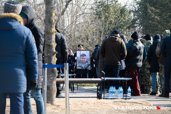 Планируется, что его установят ко Дню Победы | Источник: Елена Буйвол / VLADIVOSTOK1.RU