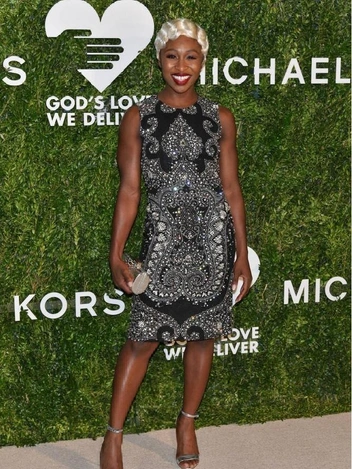 Несколько лет назад Синтия тоже выглядела вполне здоровой