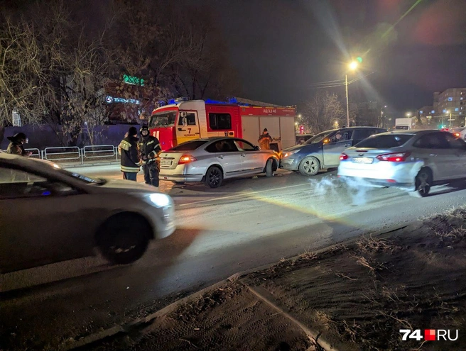 Обстоятельства аварии пока уточняются | Источник: читатель 74.RU