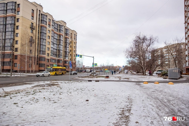 Жители Фрунзенского района Ярославля пожаловались на едкий запах | Источник: Кирилл Поверинов / 76.RU