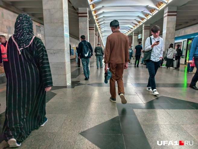 Ташкентское метро в целом удобное и дешевое, в районе 12 рублей, но в час пик того не стоит | Источник: Булат Салихов / UFA1.RU