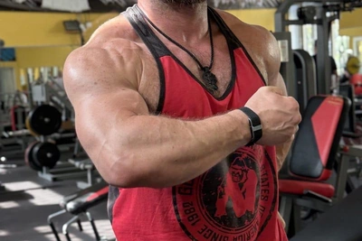 Воронежский священник-пауэрлифтер о подъёме штанги в 300 кг