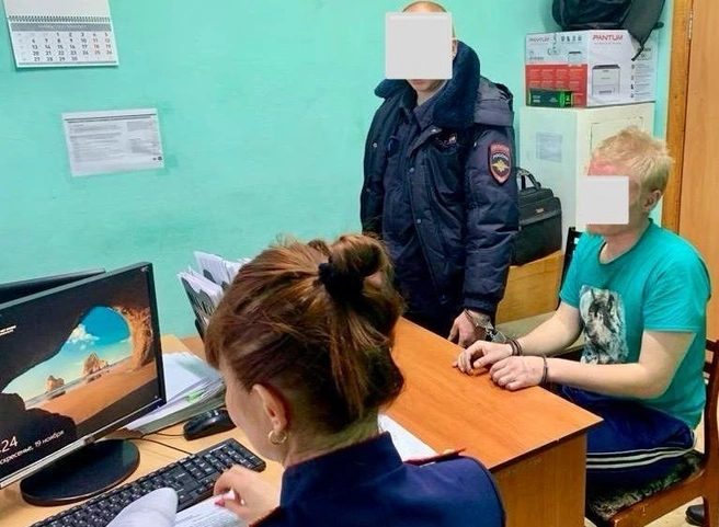 В Удмуртии мужчина убил своих спящих детей | 62.ru