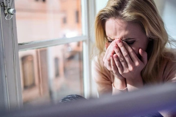 «Рядом с мужем ощущаю сильное напряжение в теле — постоянно жду удара»