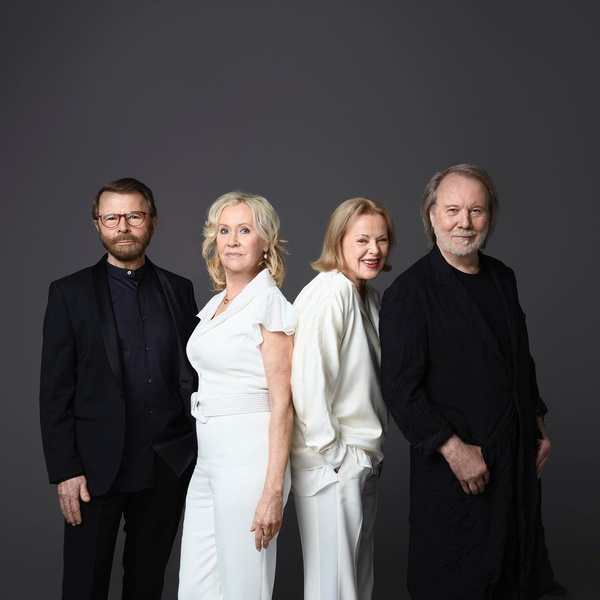 «Мы хотели сделать это прежде, чем умрем»: спустя 40 лет после распада ABBA выпустила новый альбом «Путешествие»