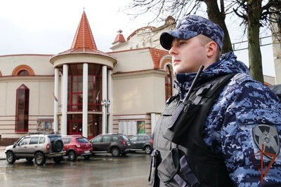 В Кирове задержали подозреваемых в краже спиртного