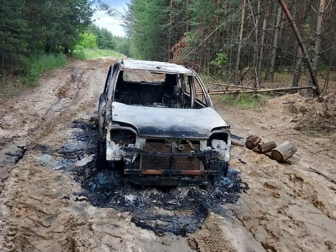Убийца вывез машину с трупом в лес, где сжег | Источник: СУ СКР по Свердловской области