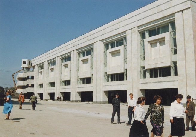 Новый корпус вокзала (западный пристрой) в 1995 году | Источник: архив «Уралгипротранса»
