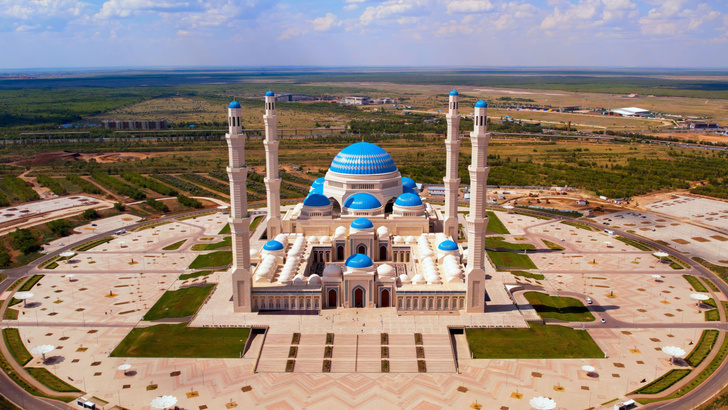 Казахстанцам отменили один выходной день в июне 2024