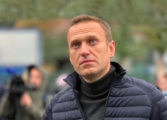 Первое фото Алексея Навального из больничной палаты