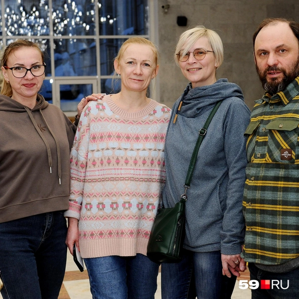 … и семьями | Источник: Ирина Тропина / 59.RU