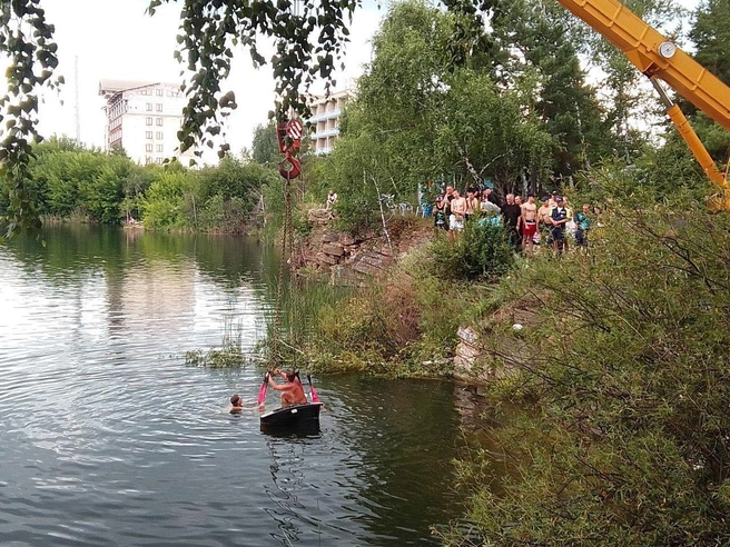Стропы закрепляли особенно тщательно | Источник: читатель 74.RU