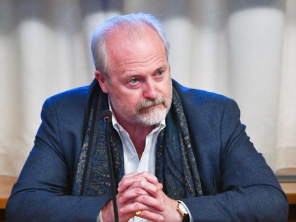 Вторая жена эмигрировала, четвертая — ушла к нему от чилийского режиссера. Семья Владимира Хотиненко