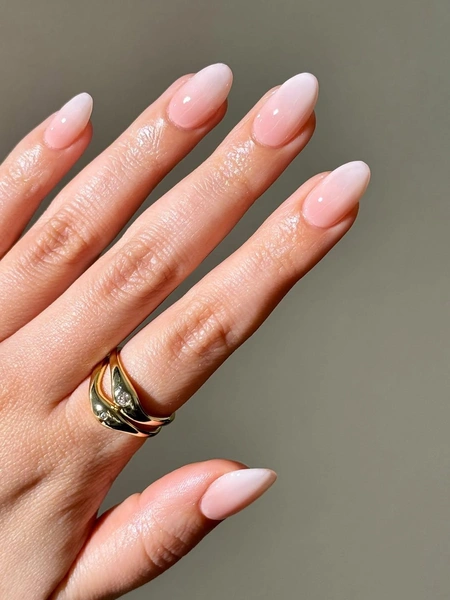 Источник: @avrnailswatches