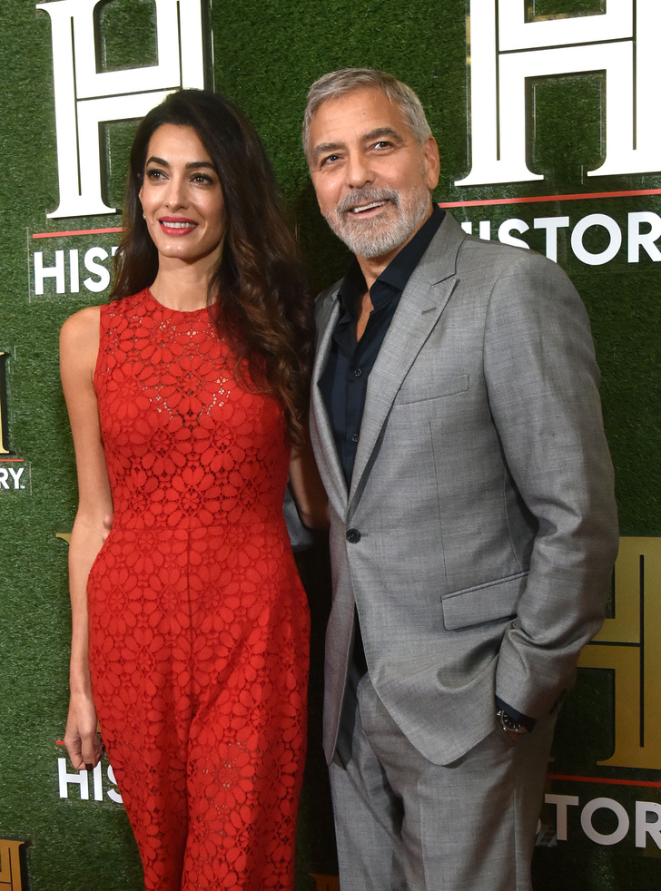 Двойное очарование: сногсшибательные Амаль и Джордж Клуни на вечере в Вашингтоне