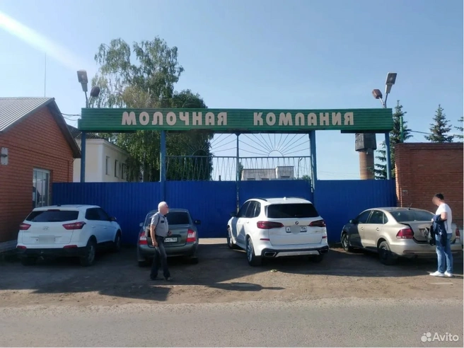 История завода довольно драматична: его пытались реанимировать | Источник: сайт объявлений