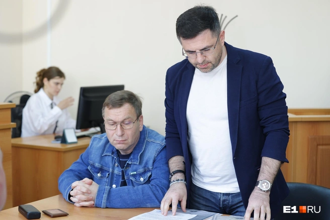 Защита Тимура представила в суде его положительные характеристики и уверяла, что он помогает участникам СВО | Источник: Владислав Лоншаков / E1.RU