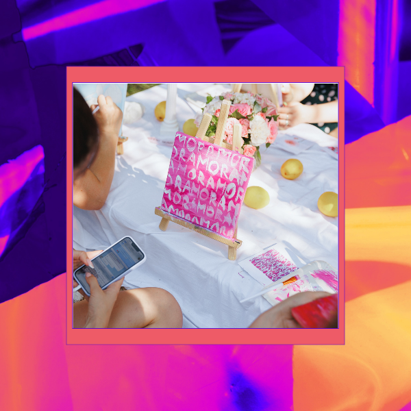 На VK Fest в Москве откроется фотозона theGirl | Источник: theGirl