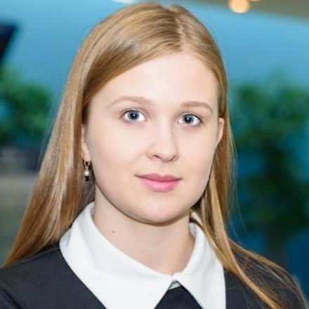 <p>Олеся Роменская</p>