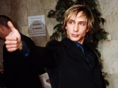 Из краша нулевых в плохого отца: как сильно изменился красавец Данко