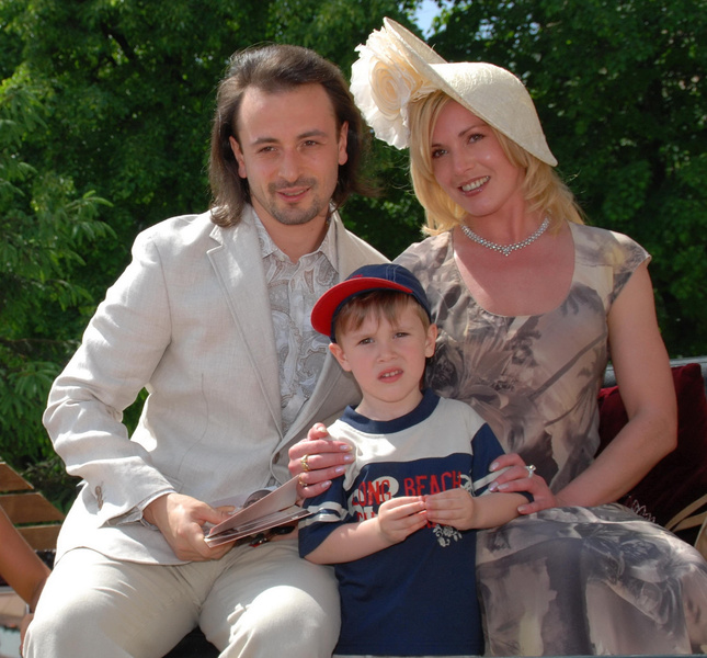 Илья Авербух и Ирина Лобачева с сыном