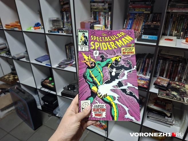 Есть даже оригинальный комикс про Человека-паука из 1980-х | Источник: Алёна Воропаева / Voronezh1.ru