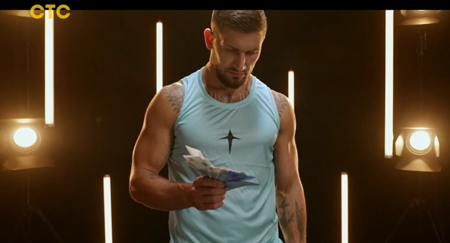 Долгое время Андрей Кулешов был лудоманом — ставил деньги на спорт | Источник: скриншот из телепрограммы на СТС