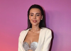 Оксана Самойлова о блестящем платье как у Селены Гомес, которое не выдержало ее аппетитных форм