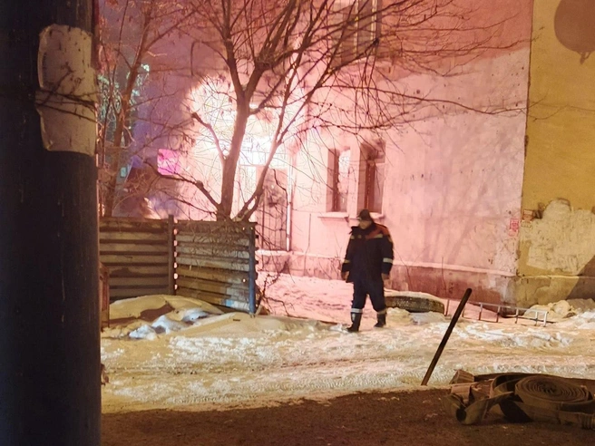 Возгорание произошло вечером накануне | Источник: читатель 74.RU