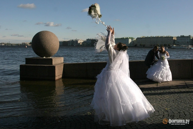 По словам свахи, всё больше мужчин решают заводить отношения через брачные агентства | Источник: Михаил Огнев / FONTANKA.RU