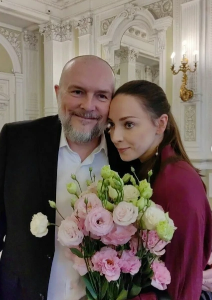 Елизавета не стала делиться деталями торжества, а только показала милые фото с папой с того дня