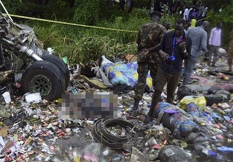 Ан-12 в Южном Судане рухнул на жилые дома | ya62.ru