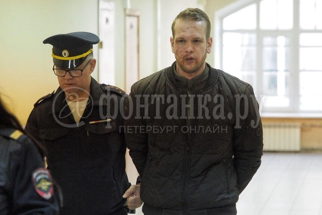 Обливший петербурженку кислотой упрекнул в предвзятости следователей, но с ним не согласились | Источник: Михаил Огнев / FONTANKA.RU