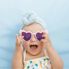 Врач рассказала, как выбрать солнцезащитные очки для ребенка