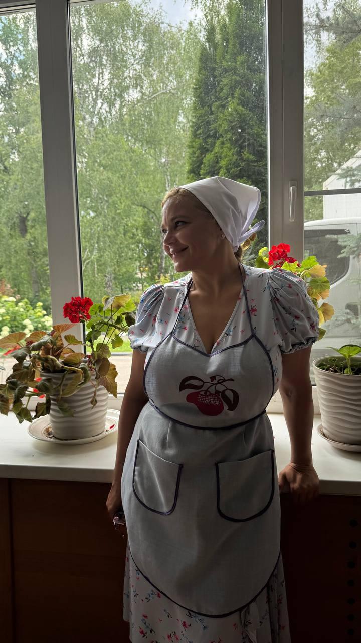 «Мне бы такую хозяйку на кухню». Актриса из Выксы Ирина Пегова удивила поклонников новым образом