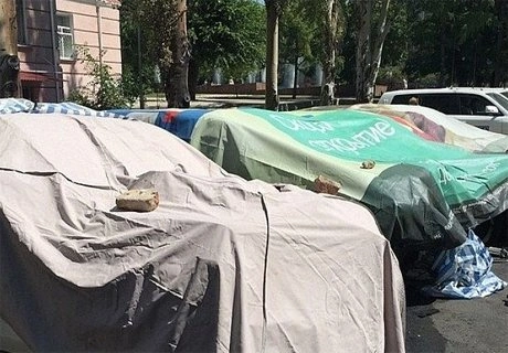 В Донецке сожгли за ночь шесть машин ОБСЕ | ya62.ru