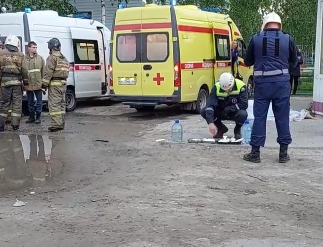 Женщина, которую в Нижневартовске у остановки сбил водитель, умерла до приезда скорой | Источник: ЧП [В] Нижневартовске / Vk.com