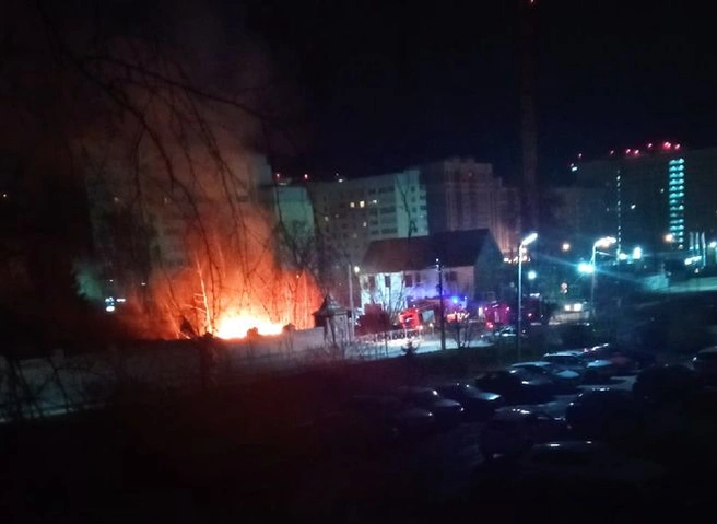 На улице Татарской произошел серьезный пожар | ya62.ru